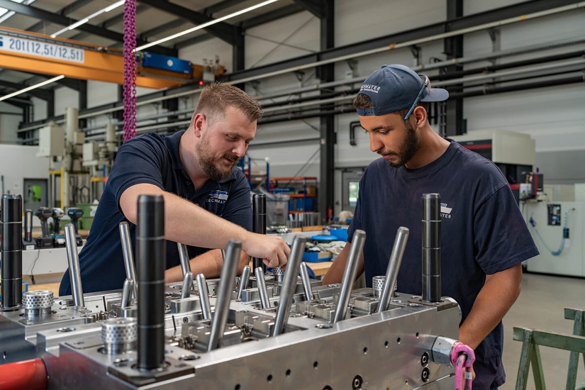 Ausbildung Werkzeugmechaniker/in - Fachbereich Formentechnik bei Zechmayer